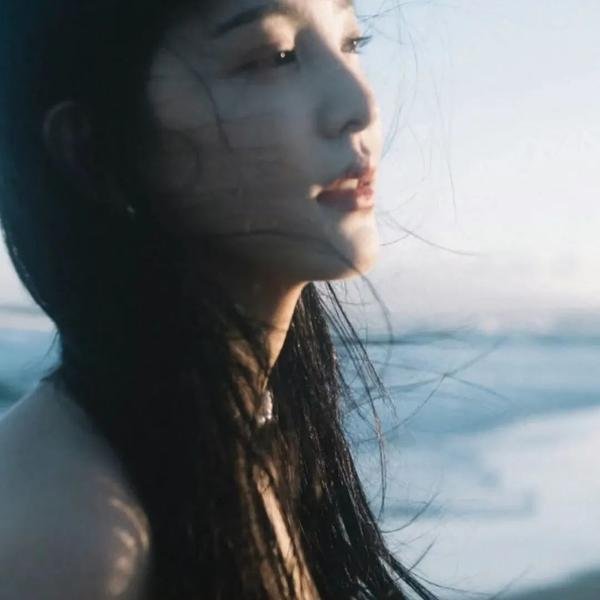 女导与强盗